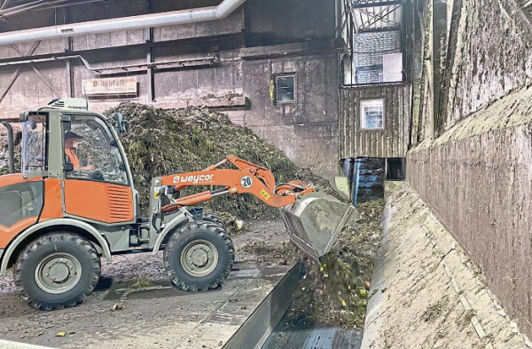 KEIN BIOABFALL IM KUNSTSTOFFBEUTEL
