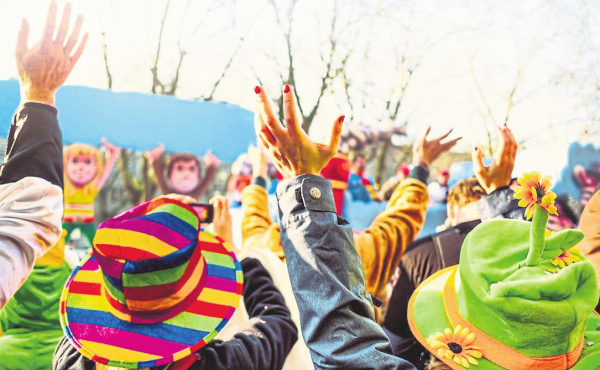 Bunte Paraden