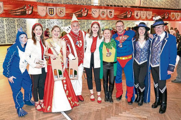 Bei Scania in Koblenz kommt Karnevalsstimmung auf