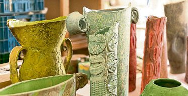 Ton, Töne, Töpferkunst Keramikmarkt in Höhr-Grenzhausen
