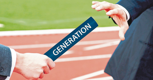 Generationenwechsel im Betrieb: Nachfolge planen - nicht aufschieben
