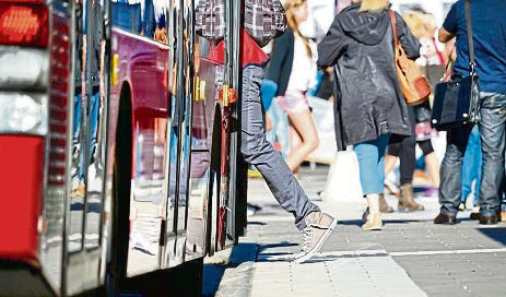Straßen, Schienen, Signale: Wo der Ausbau stockt und Chancen liegen