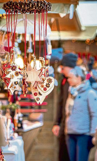 Adventsmarkt in Oberwinter: Lichterglanz im historischen Ortskern