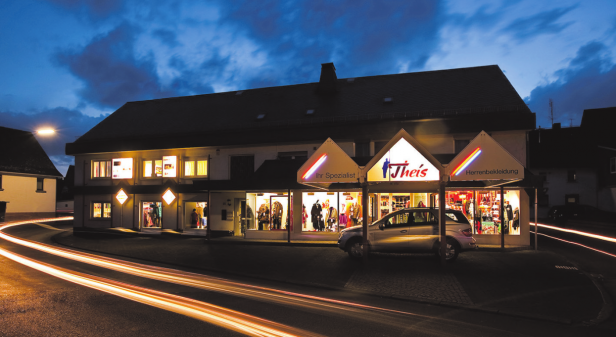 Theis Herrenmoden in Hof: Qualität, Stil und persönliche Beratung seit 1965