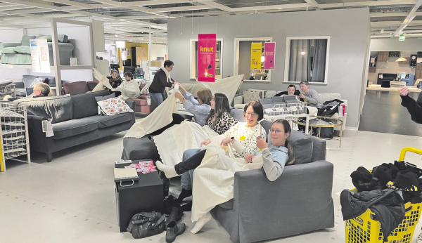 Eine Nacht im Möbelhaus bei IKEA in Koblenz