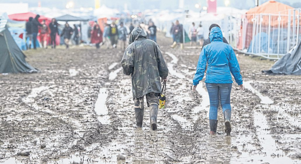 Unwetter besiegelt das Ende von Rock am Ring in Mendig