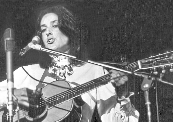 Wie die RZ ein Leben prägt - und zu Joan Baez führt
