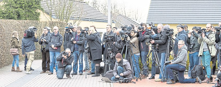 Germanwings-Absturz ließ auch Reporter um Worte ringen