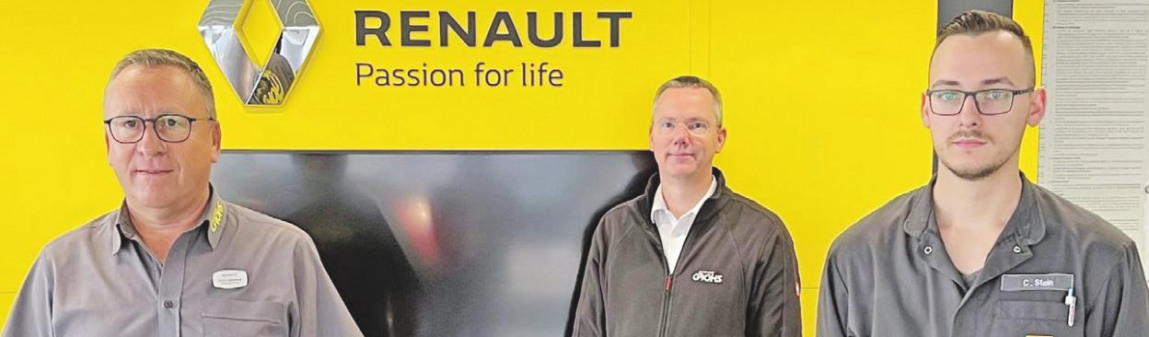 Autohaus Grohs ehrt Mitarbeiter