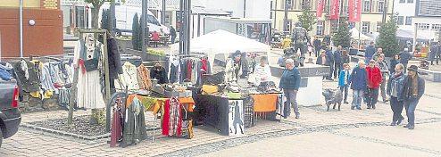 Bunter Flohmarkt am Schinderhannesturm