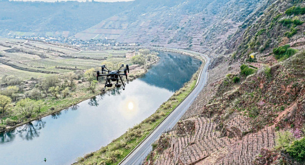 Smarter Weinberg – Robotik, Daten- und Bildanalyse im Einsatz für die Winzer