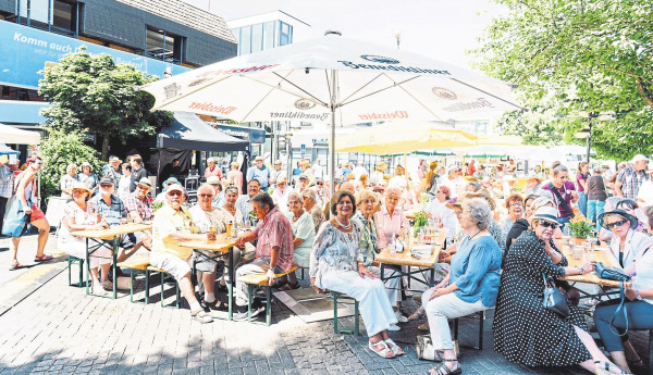Buntes Deichstadtfest mit internationalem Programm für die ganze Familie