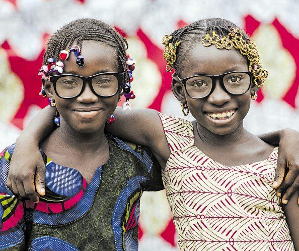 Optik Rawert schenkt Weihnachtsfreude in Afrika