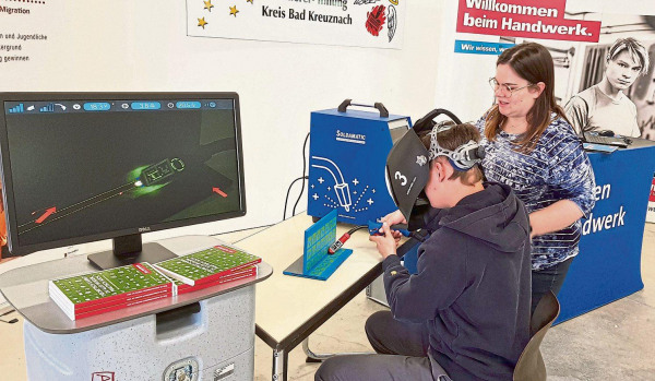 Handwerk zeigt sich auf der Ausbildungsbörse in der Jakob-Kiefer-Halle