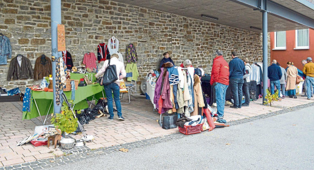 Bunter Flohmarkt am Schinderhannesturm