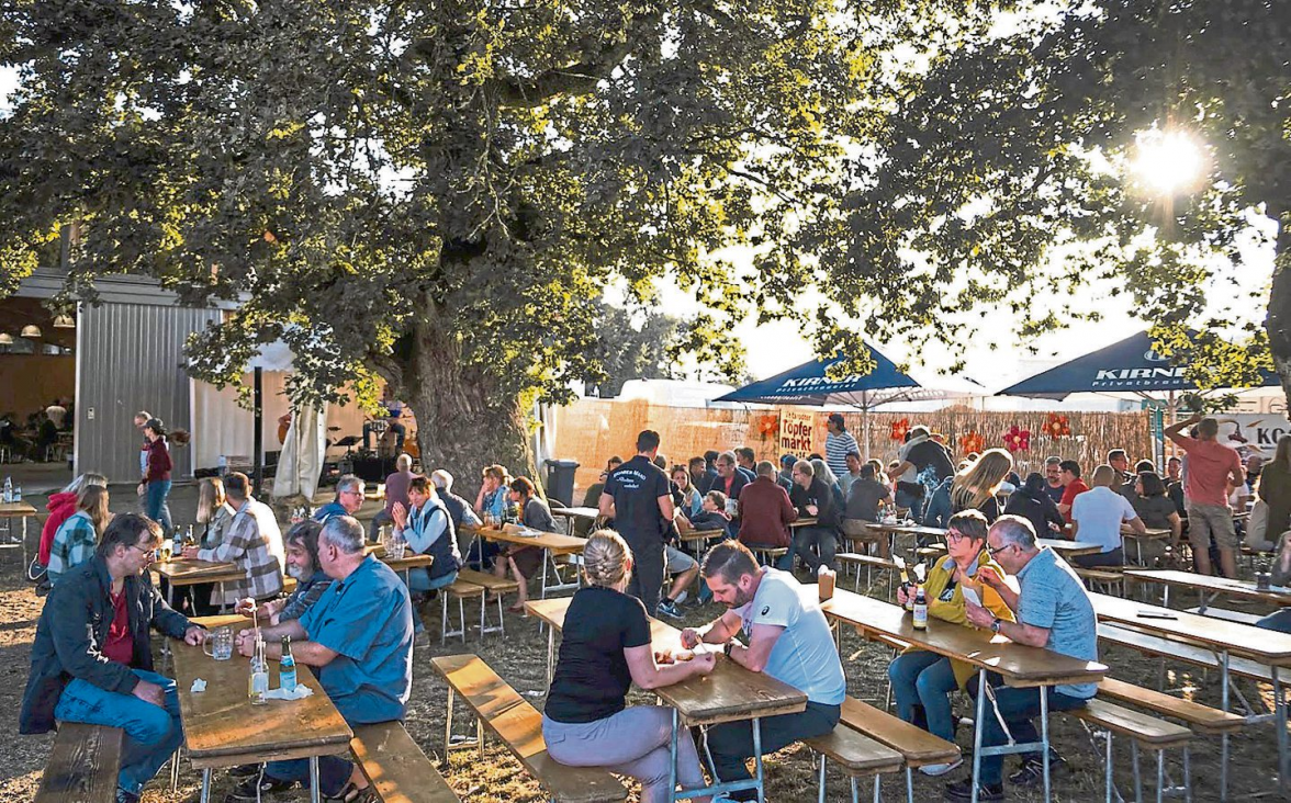 Gemeinsam Feiern und Entspannen beim Veitsrodter Prämienmarkt