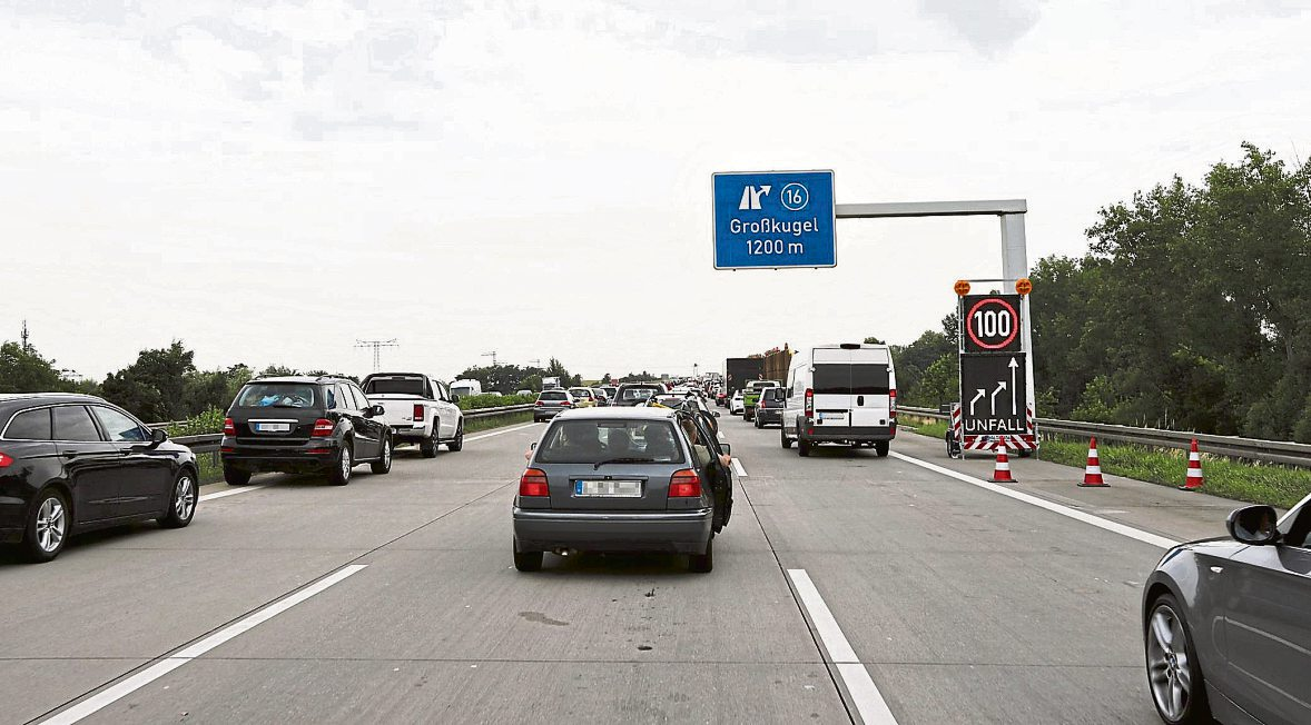 Reißverschlussverfahren: Ordnung im Straßenchaos