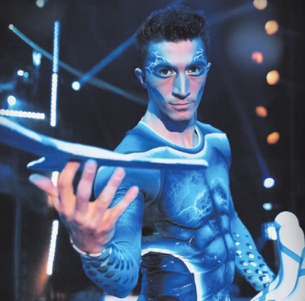 Weihnachtszirkus in Koblenz: Weihnachtszauber in der Manege