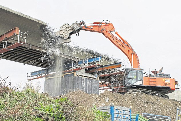 Baupanne: Warum Brücke teils abgerissen wurde