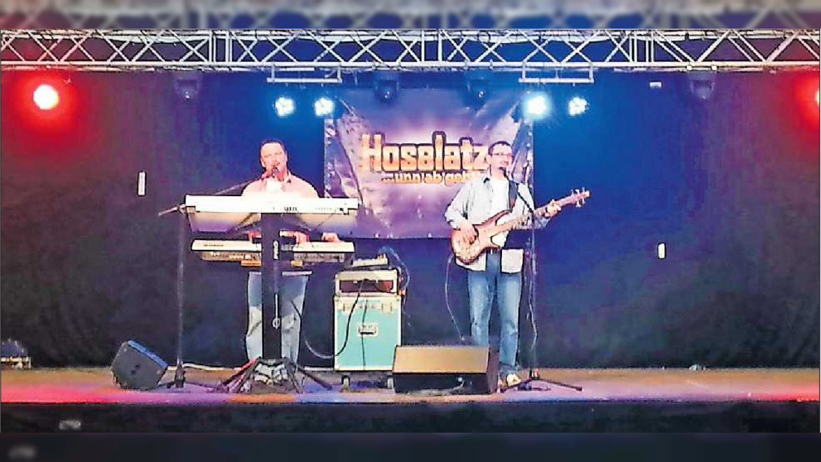Kerwe im frisch renovierten Sportheim in Großsteinhausen