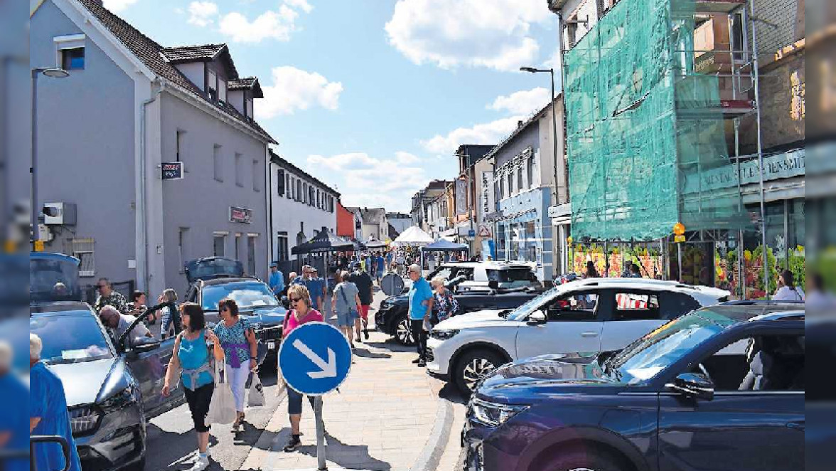 Mutterstadt: Einkaufsbummel mit vielen Angeboten