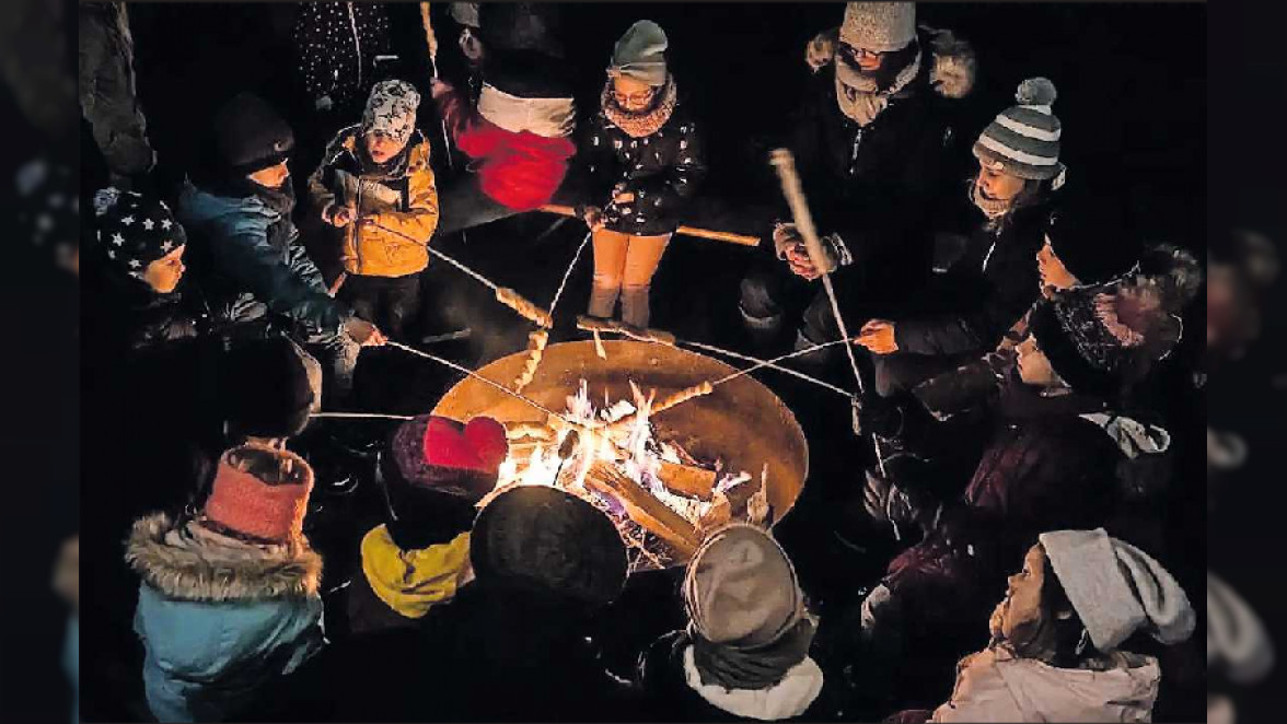 Weihnachtsmarkt in Neuhofen: Adventlicher Zauber auf dem Partnerschaftsplatz