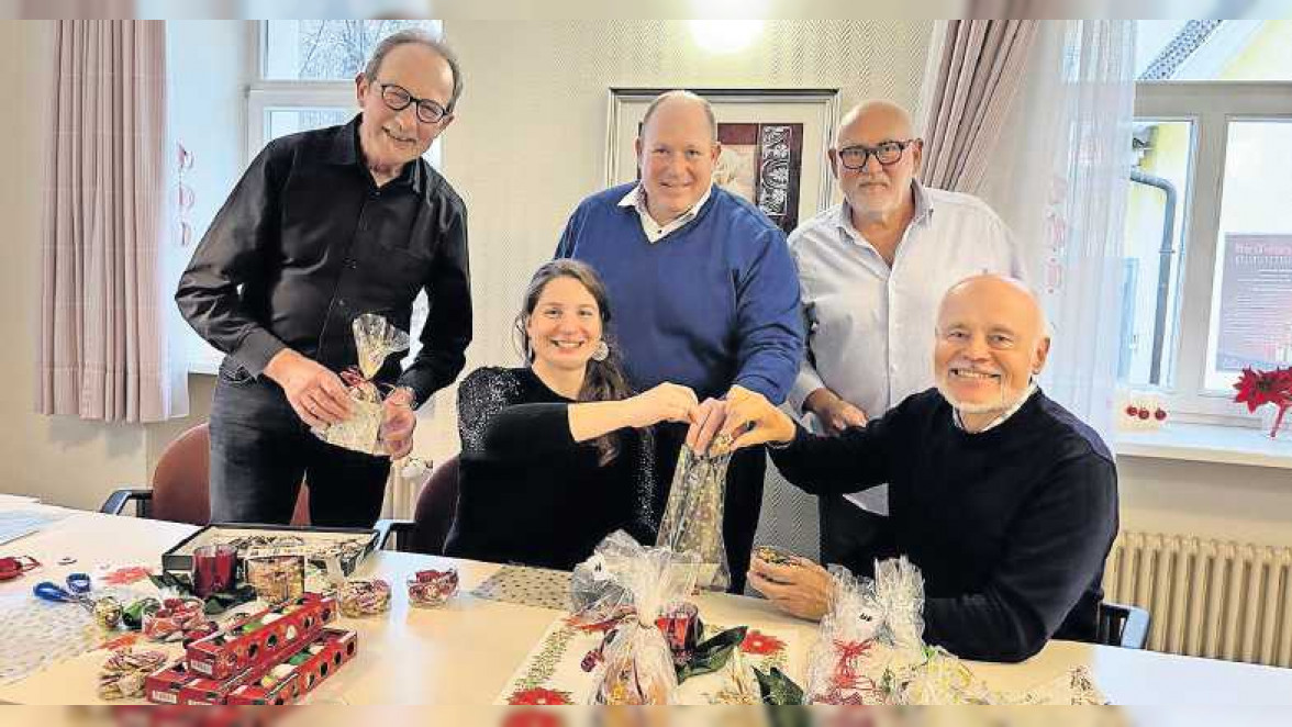 Mutterstadt: Weihnachtspäckchen für Bedürftige gepackt