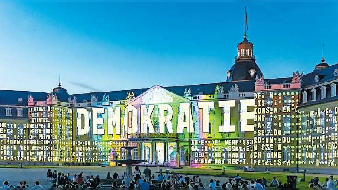 Karlsruhe: In die Weite des Unbekannten