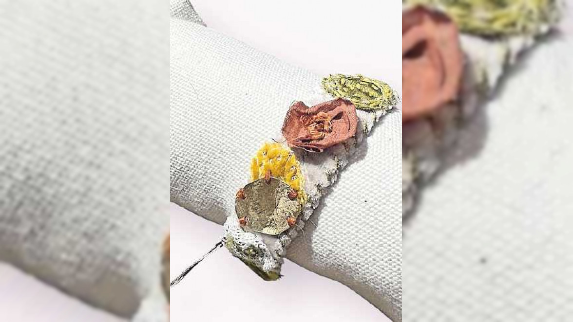 Atelier Millefiori in Harthausen: Textilschmuck für Hals und Ohr