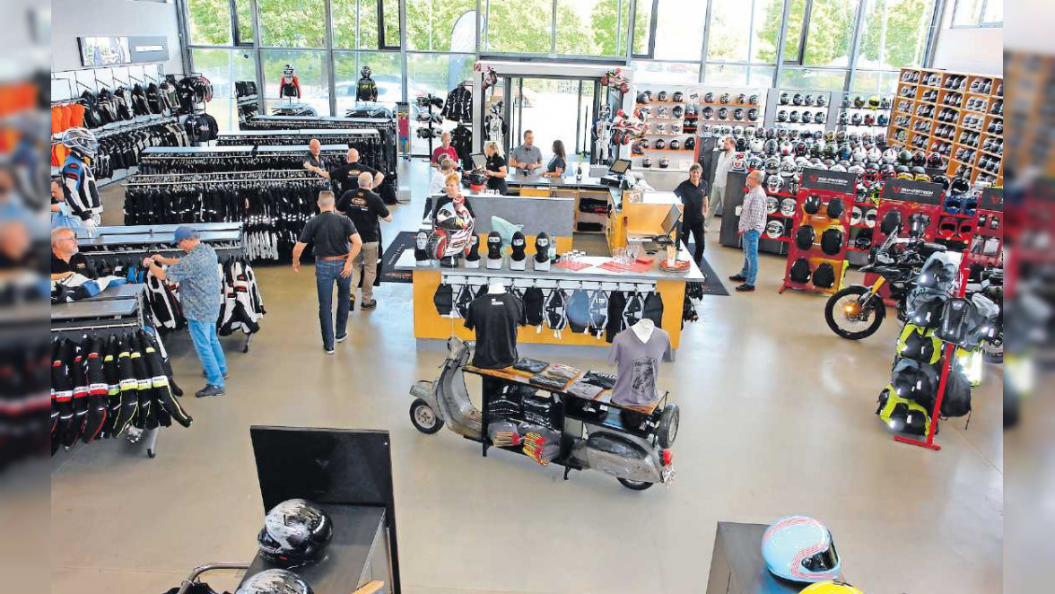 Landau: Lifestyle-Marken und hochwertige Helme