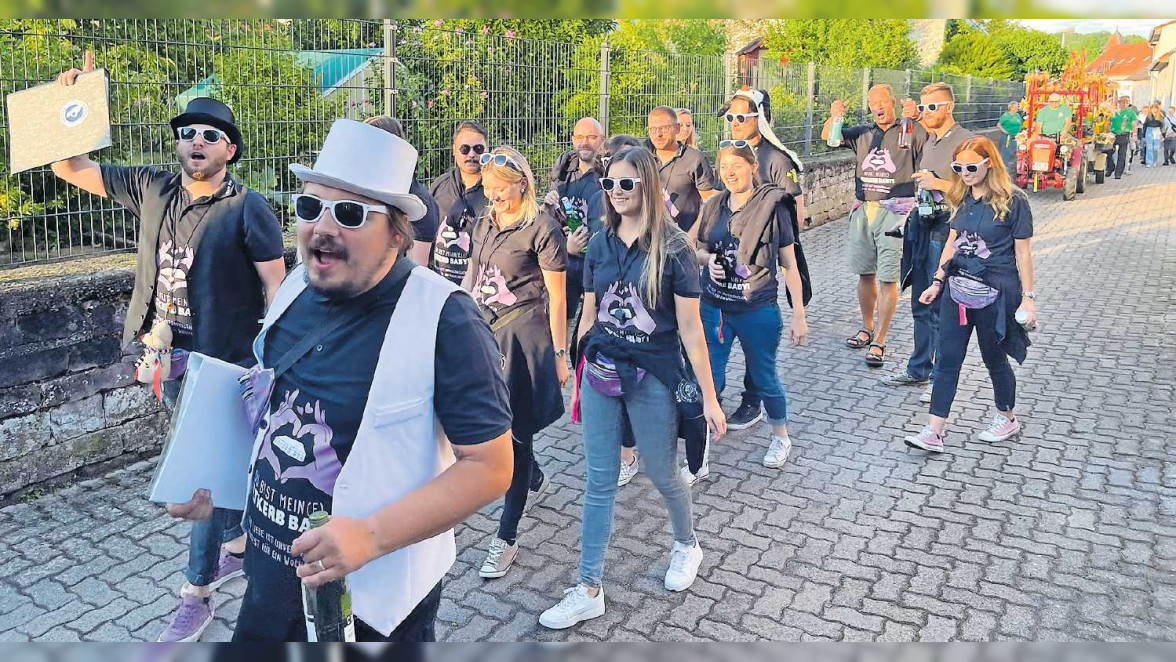 Kerwe in Niederauerbach: Bunter Umzug, Frühschoppen und Kinderbasar