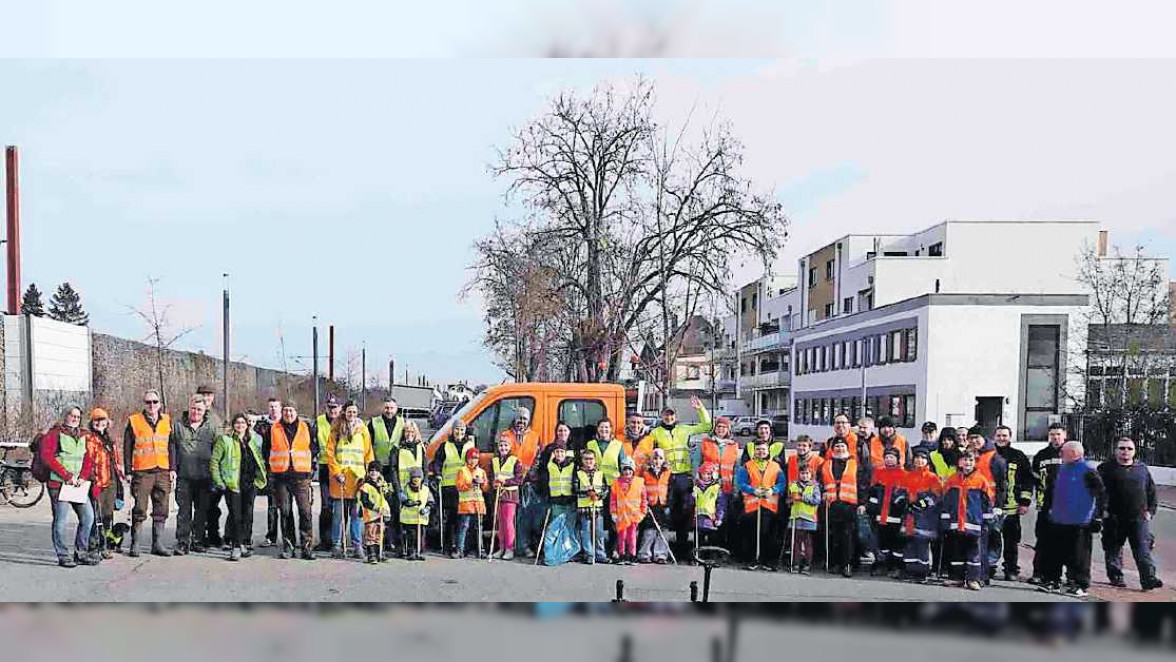 Limburgerhof: Raus aus der Hecke und rein in den Abfallsack