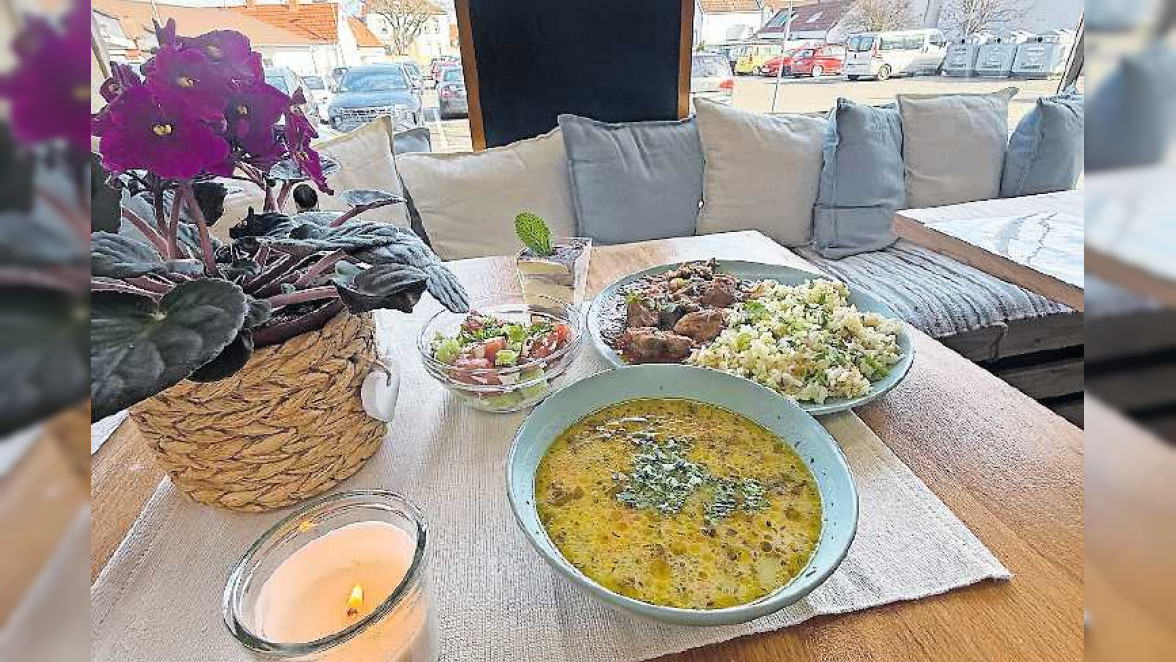 Schmackhafte Speisen zum Mittagstisch