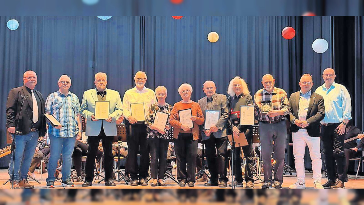 Musiktag im Bürgerhaus mit vielen Ehrungen
