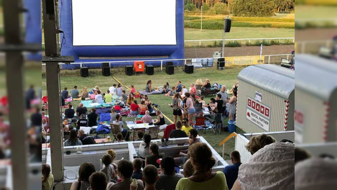 Sommerkino unter Sternen