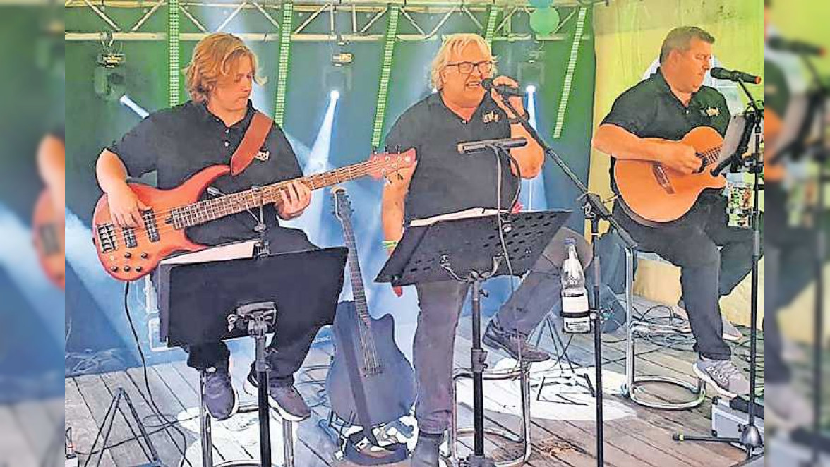 Vier Tage Kerwetreiben auf der Rathauswiese