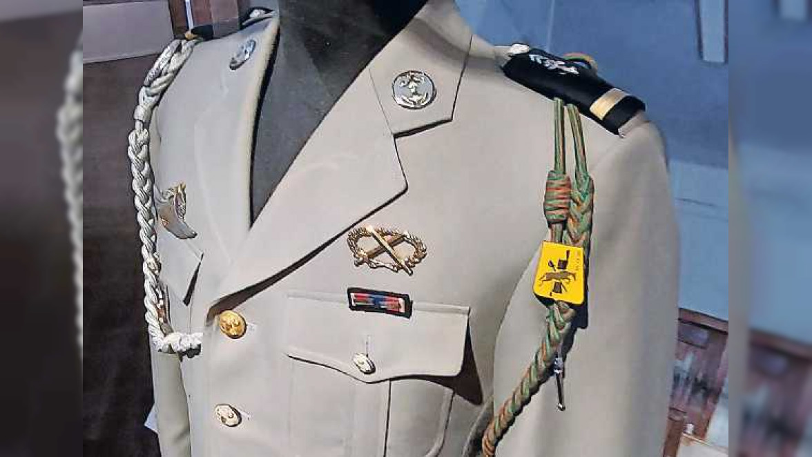 Uniform eines Zeitzeugen