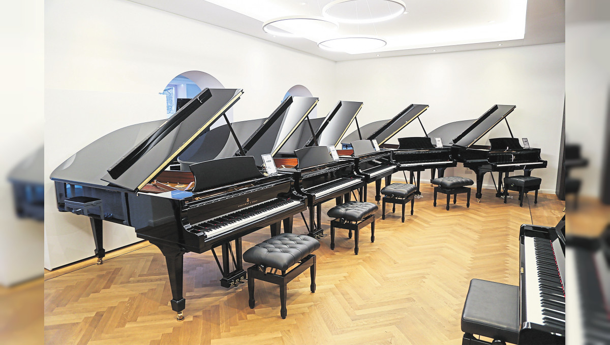 Pianohaus Marcus Hübner in Trier: Steinway & Sons "B-Weeks"