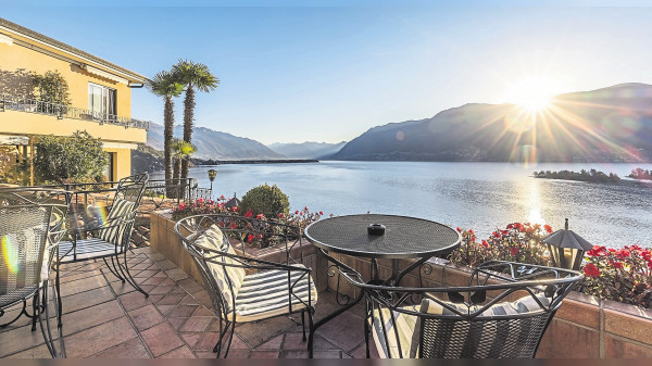 Benvenuti in Ticino: Mit Aussicht auf Erholung am Lago Maggiore