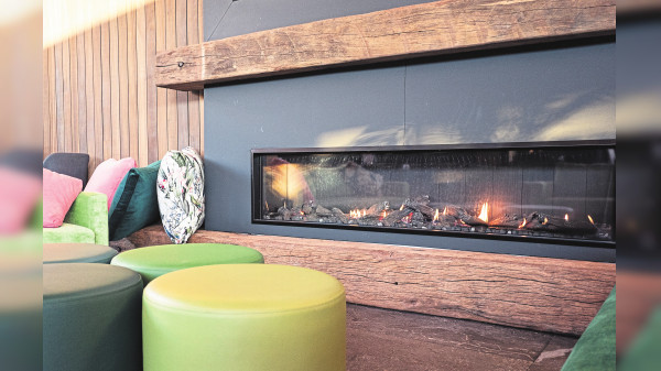 Wie wählt man das richtige Modell aus: Holzofen, Kamineinsatz oder Kamin?